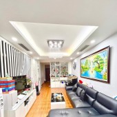 NHÀ ĐẸP Ở PHÙNG CHÍ KIÊN -PHÂN LÔ Ô TÔ - MẶT NGÕ KINH DOANH - 2 THOÁNG TRƯỚC  SAU - FULL NỘI THẤT TIỀN TỶ.